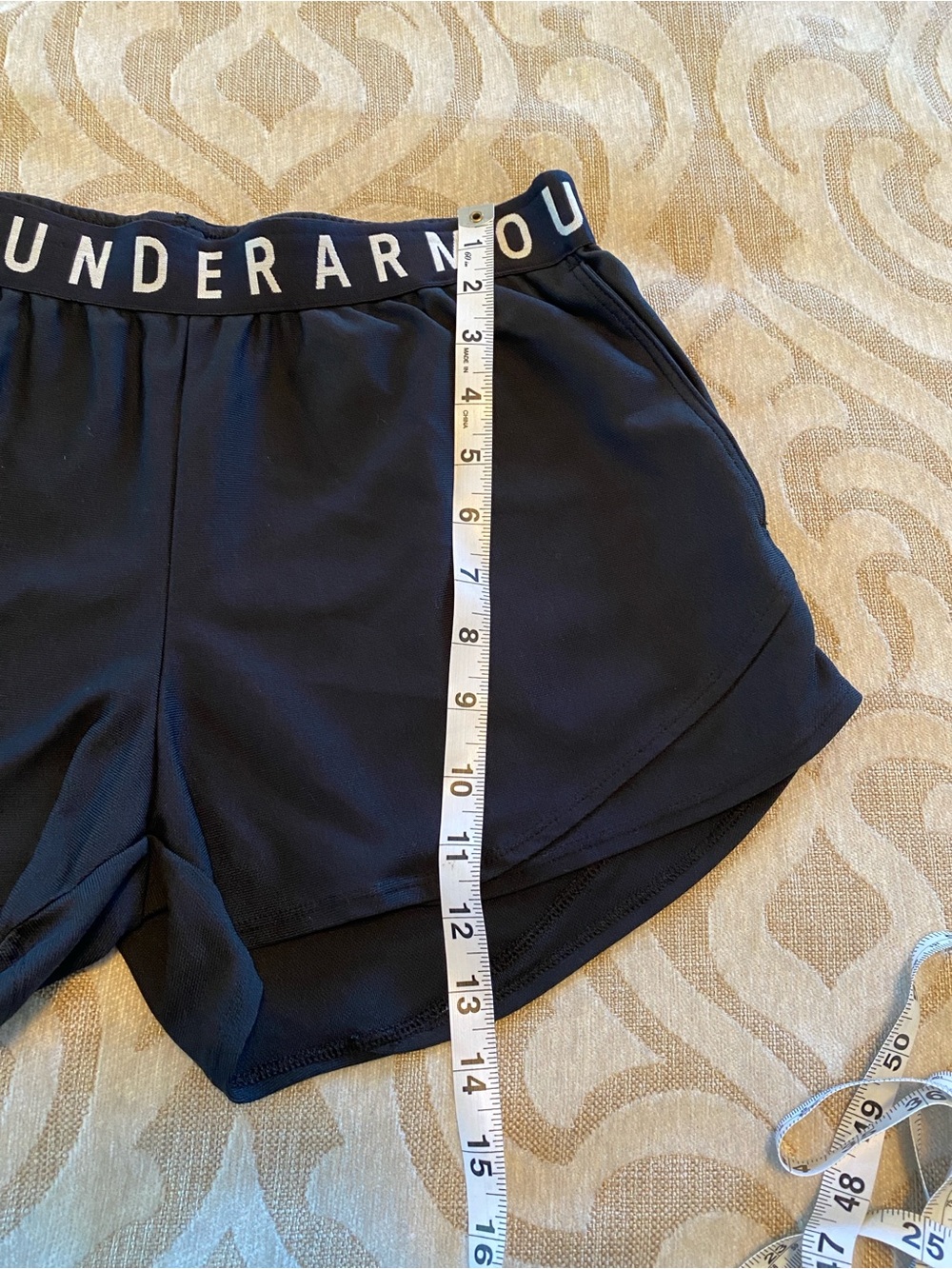 Under Armour HeatGear Black Loose Fit Running Shorts Medium - Picture 5 of 11